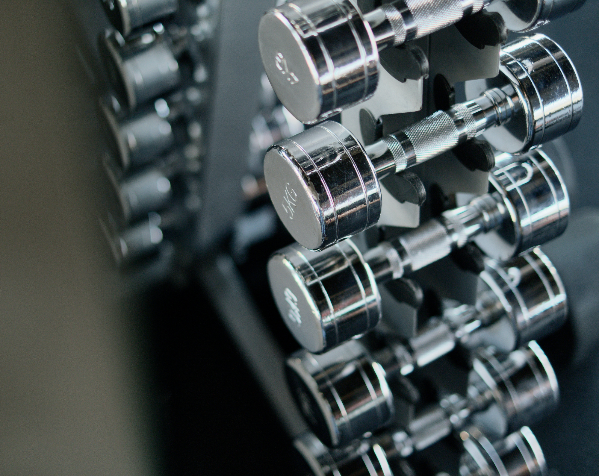 Revitalize Your Fitness Facility: Elevating Member Experience with ScentBridge’s Smart Scent Solutions